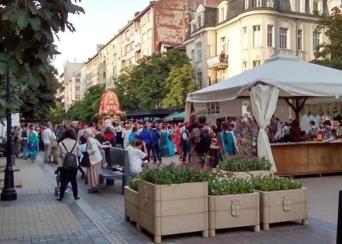 アパート Center 1 *